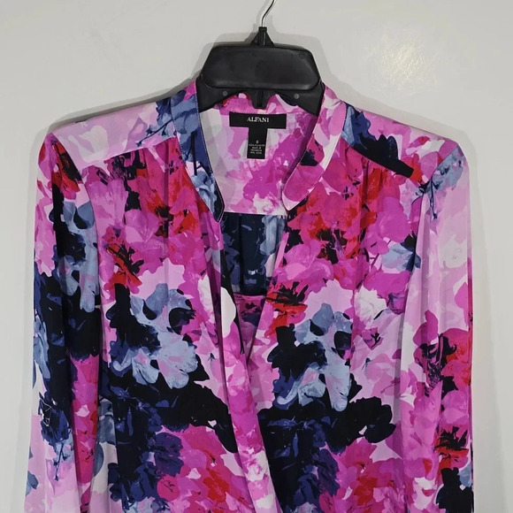 {Alfani} Women's Floral Abstract Print Drape Front Blouse - Size 8 - Picture 4 of 11